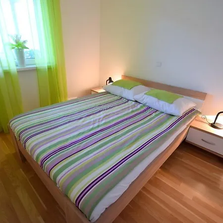 Apartment Abacia 3